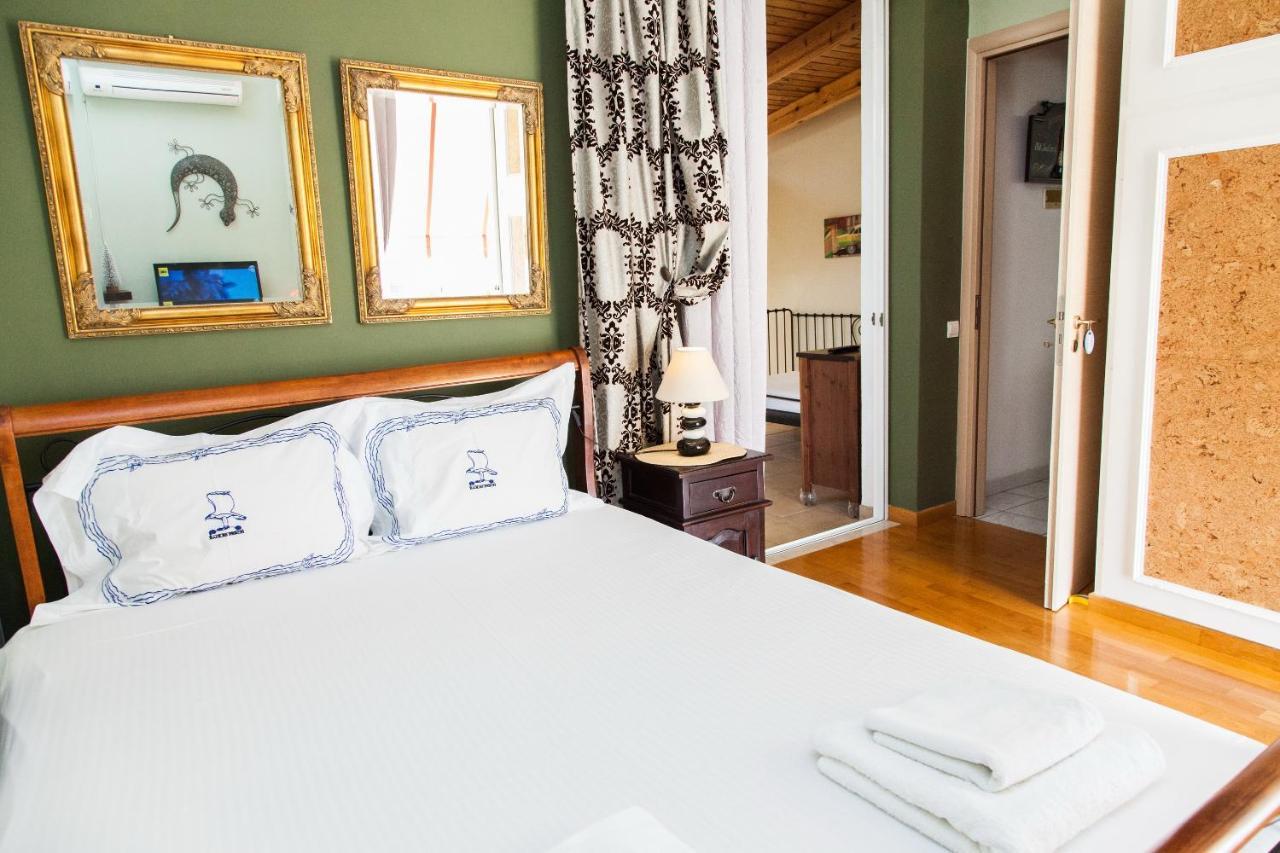 Amazing Apartment With View! Piraeus Exterior photo